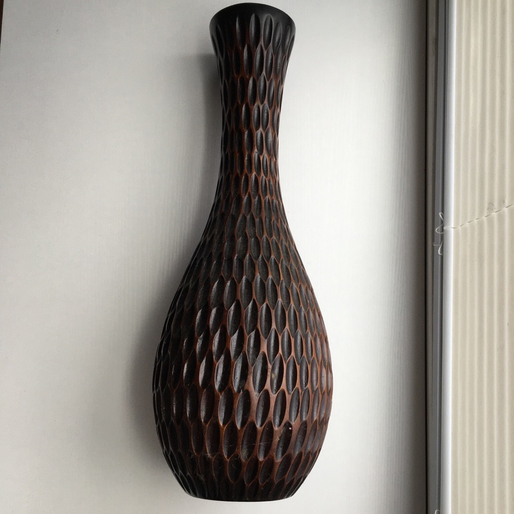 Textured Vase Embossed Round Bellied Long Neck Pot